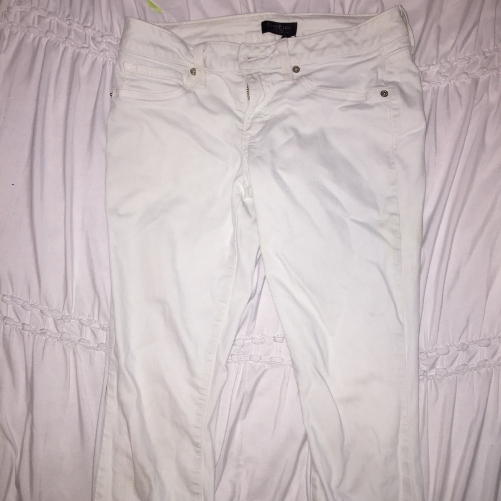 Bébé white skinny jeans